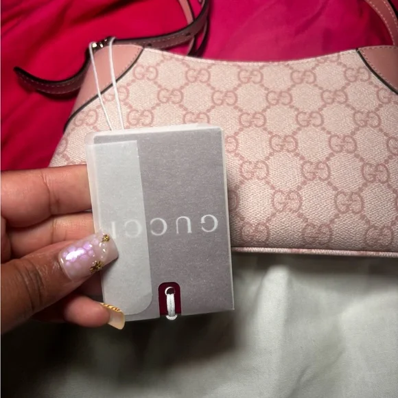 Gucci Pink Monogram Shoulder Bag - Picture 4 of 5